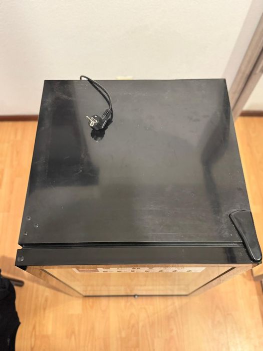 Vendo minifrigorifico quase nunca usado