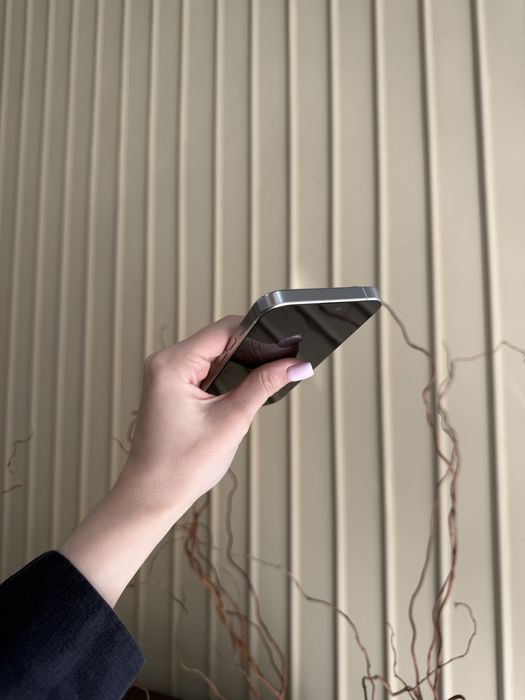 Used IPHONE 15 Pro 128 White Titanium Neverlock  Дорошенка,28 ,IGrand