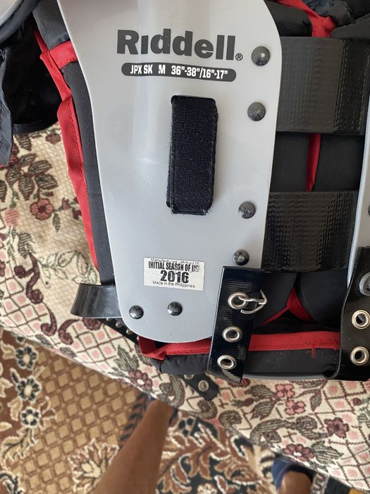 Каркас,захист,корпус Riddel для американського футболу