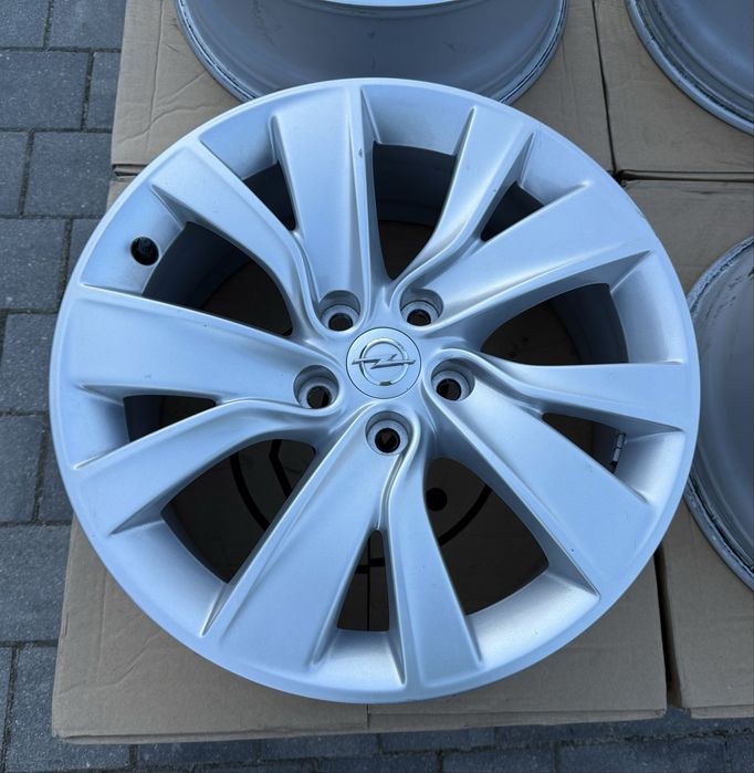 Oryginalne felgi Opel 5x115 18" Insignia B Opc Astra J Zafira C