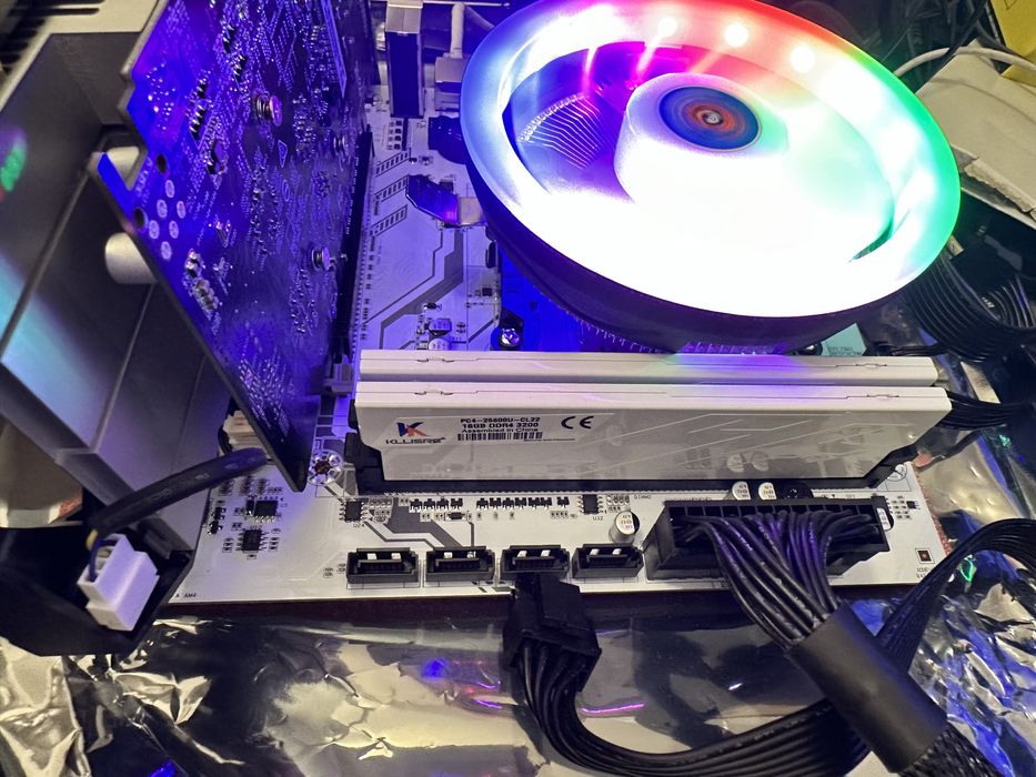 Материнська плата b450 ryzen 5500 16Gb