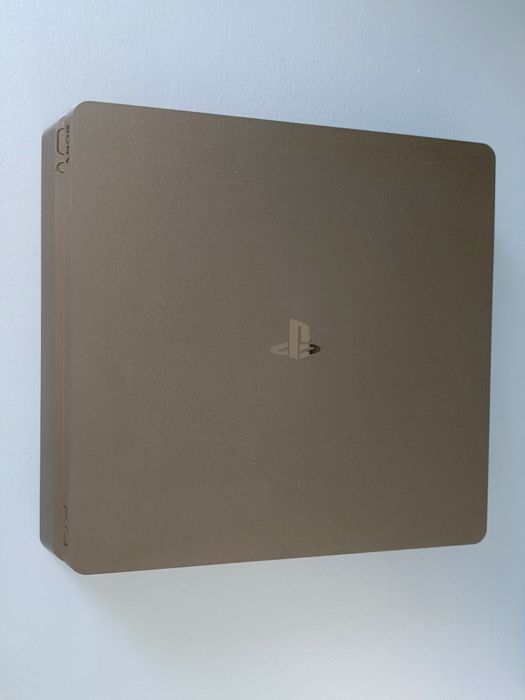 PS4 1TB + 2 controllers64585558461571121