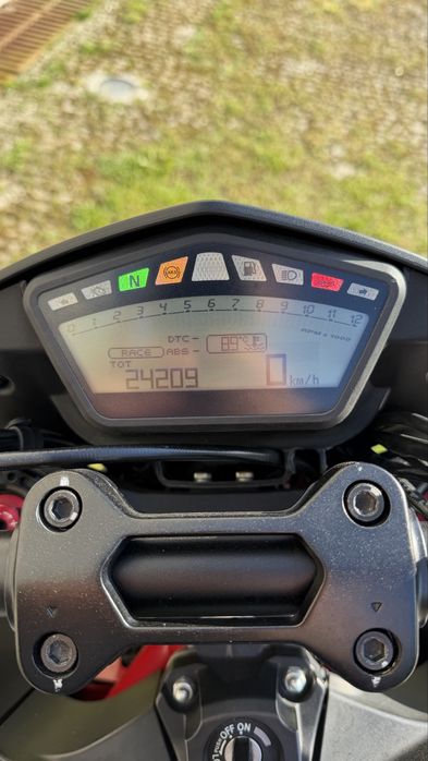 Ducati hypermotard 821 sp