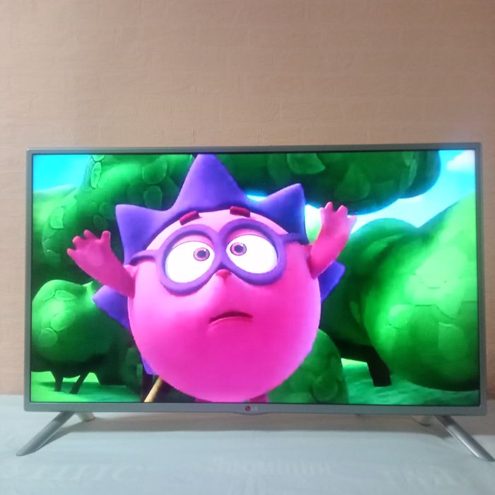 Телевизор LG смарт