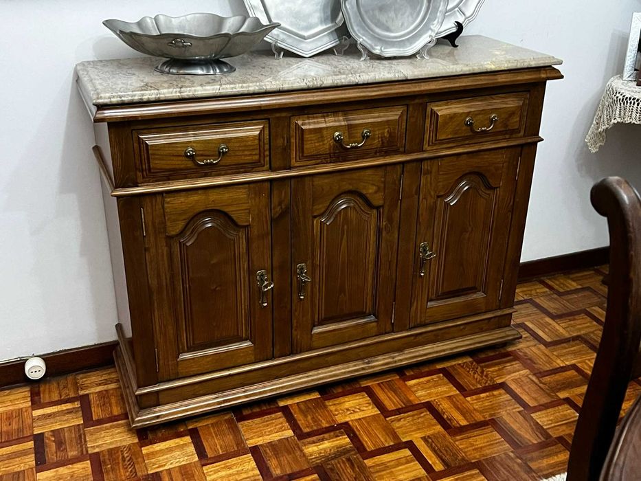 Móveis à venda. Casa completa.