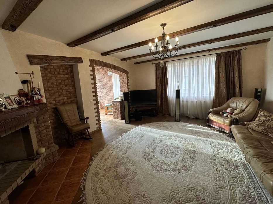 Будинок Лезнево вул.Стельмаха, 10 соток землі