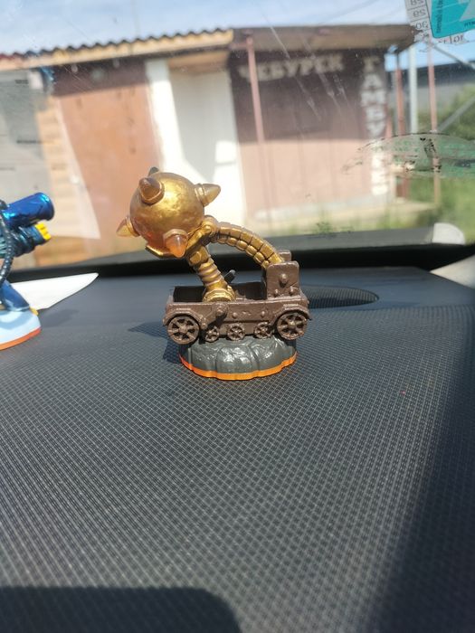 Skylanders Giants, випущеної компанією Activision