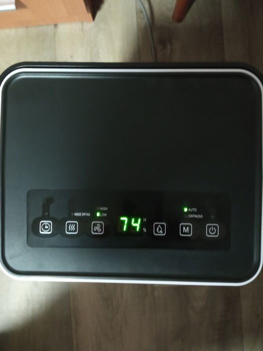 Осушувач повітря Zanussi  ZDH -12L