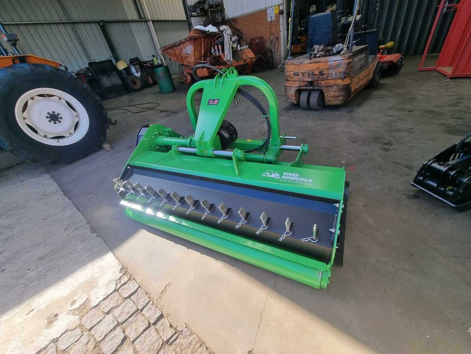 Triturador destrocedor martelos novo 1.60 mt de trabalho