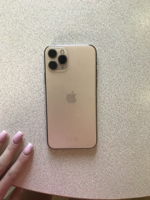 IPhone 11 PRO 64GB Gold  + чохли