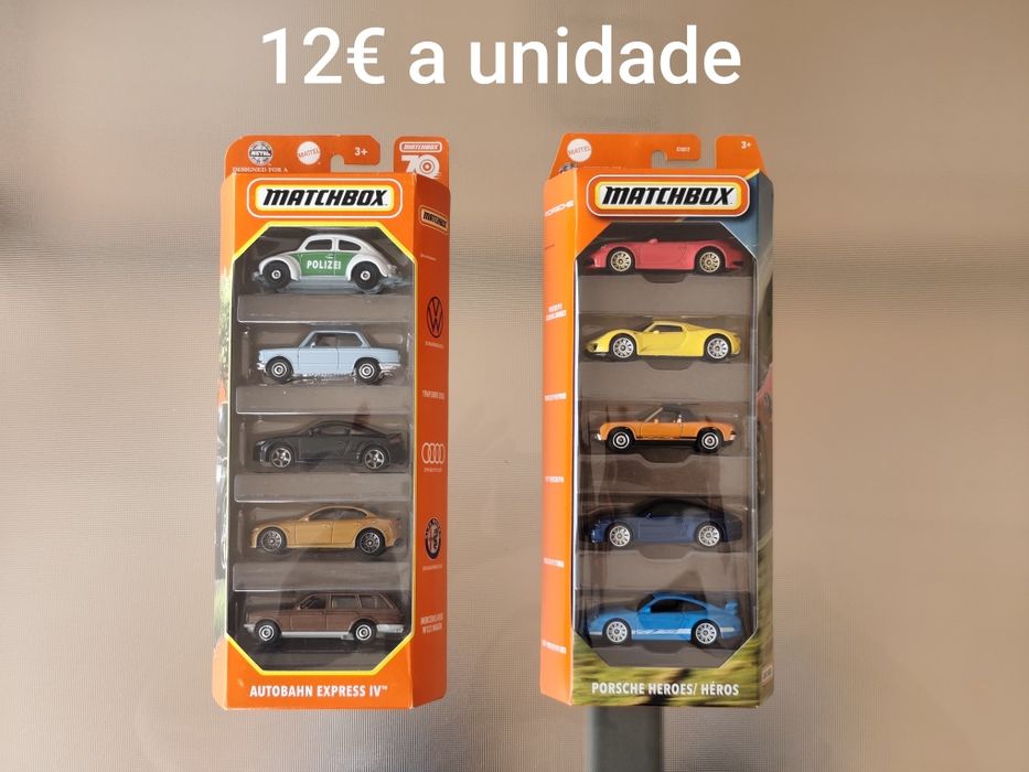 1:64 hot wheels real riders e packs ferrari. Team transport