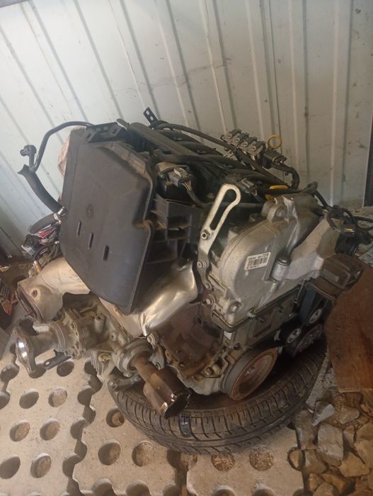 Dacia duster 1 lift silnik kompletny z gazem i skrzynia