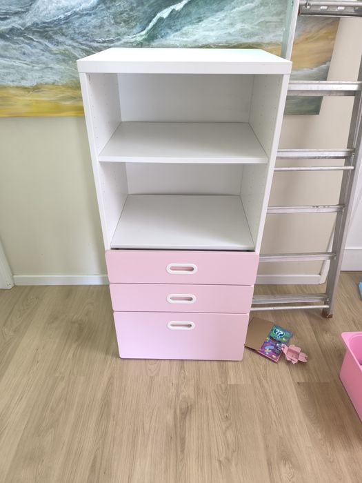 Móvel para quarto de criança ikea