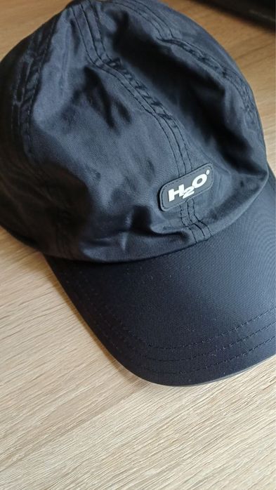 Кепка H2O нова