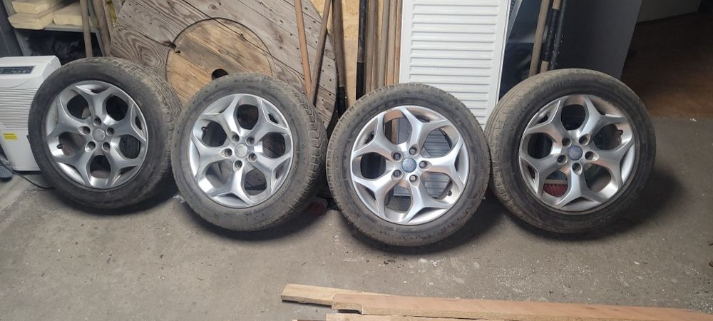 Alufelgi 16 cali z oponami letnimi do Forda Kuga,C-max i innych modeli