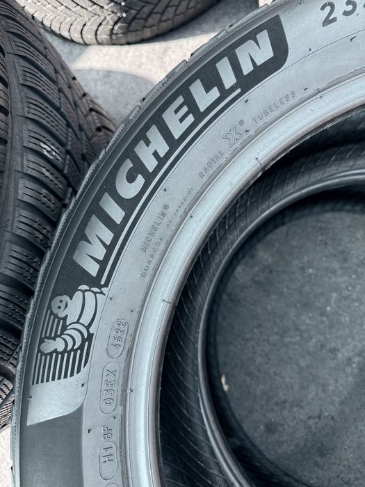 235 55 19 Michelin Pilot Alpin 5 85% 2022 Шини Зима
