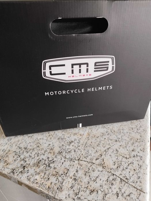 CMS Helmet GP4 novo