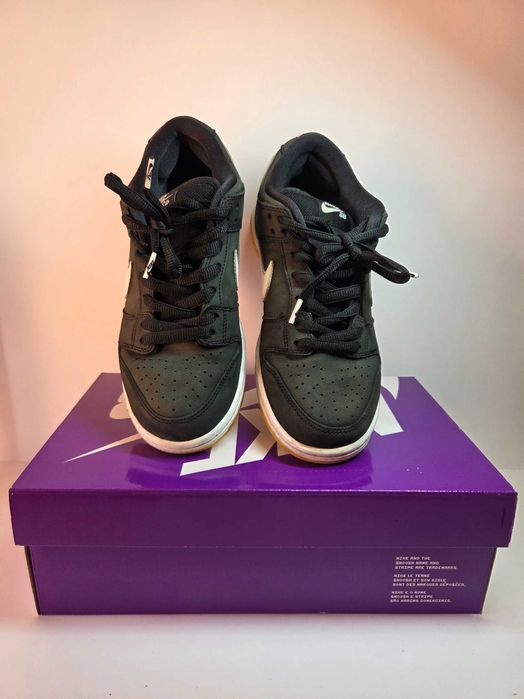 Nike SB Dunk Low Pro – Preto/Branco – EU 41