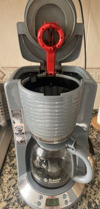 Vendo cafeteira Russell Robbs