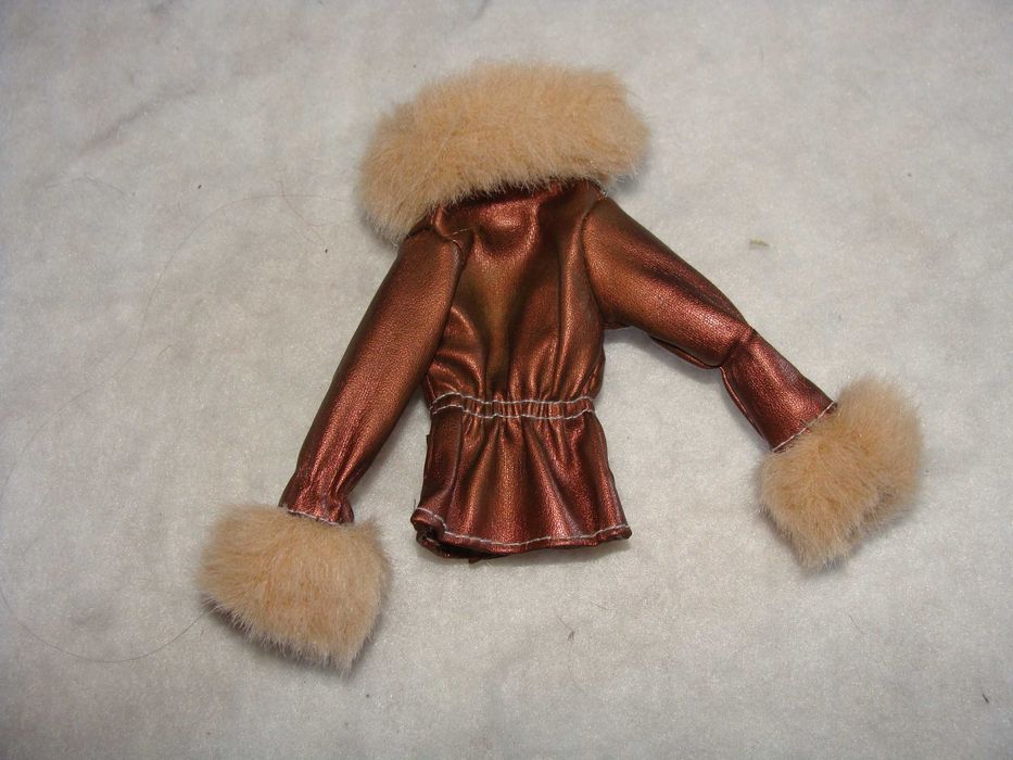 Casaco Boneca Barbie My Scene Chillin’ Out de 2003