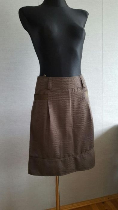 Nowa spódniczka spodnica 36 s elegancka trapezowa