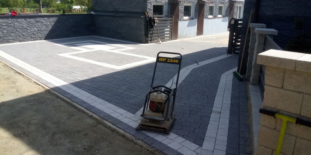 kostka brukowa oraz płoty modułowe