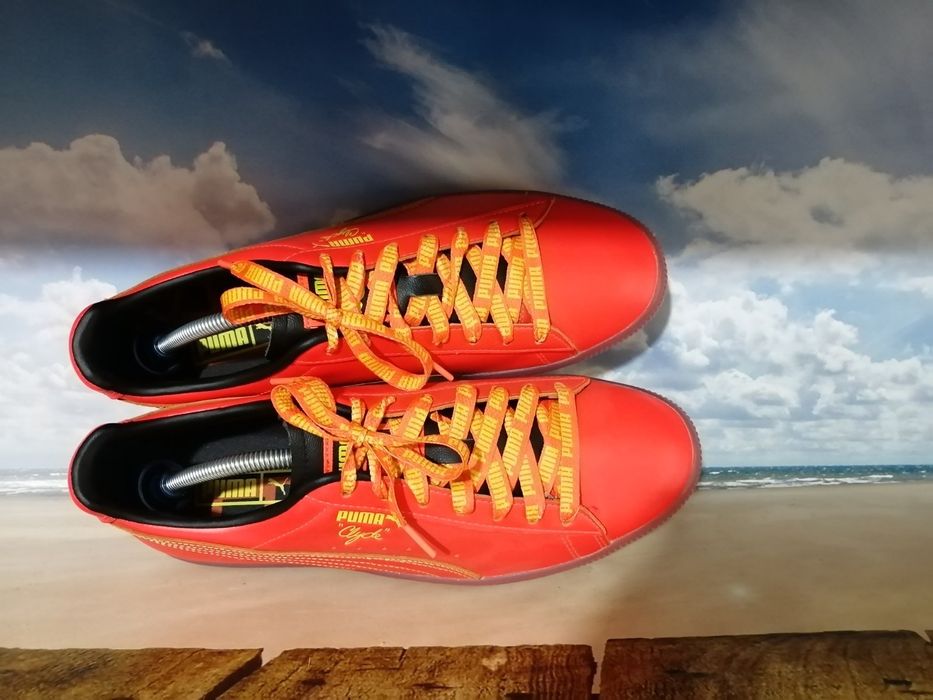 В ідеалі Puma Clyde чоловічі шкіряні кросівки червоні 28 см.