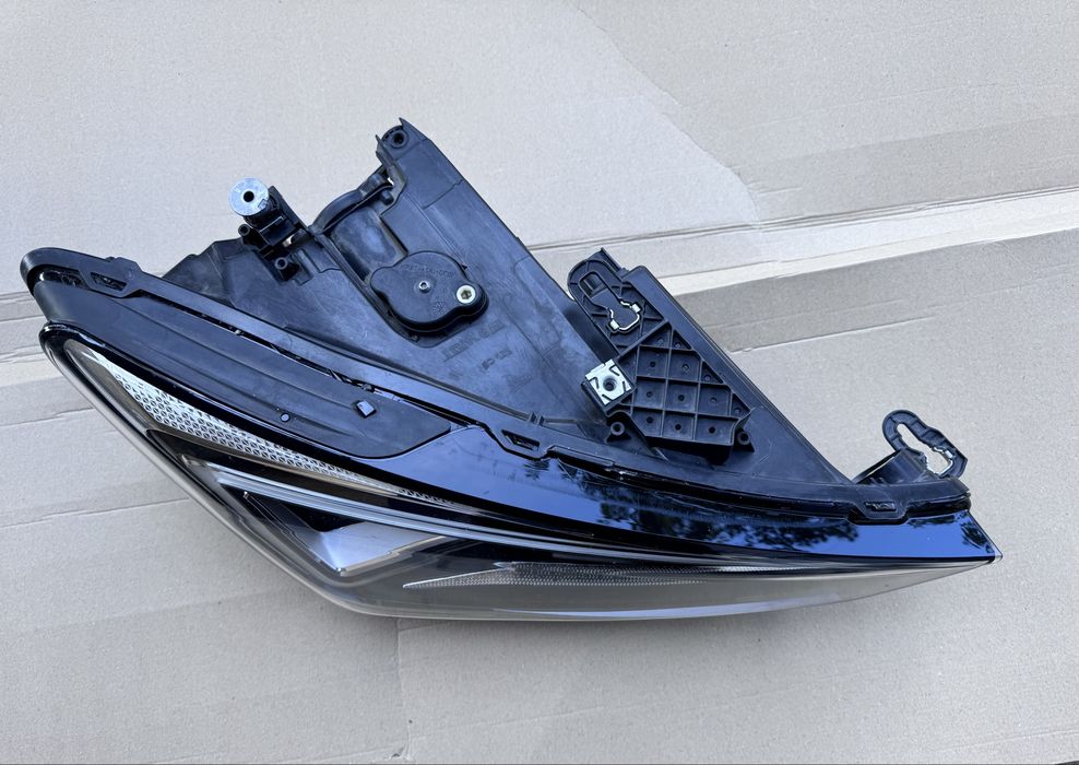 Фара Cupra оригінал