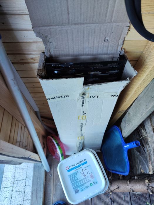 Ława kominiarka IVT UNIVERSAL-TRITT do dachówek D2 80 czarna