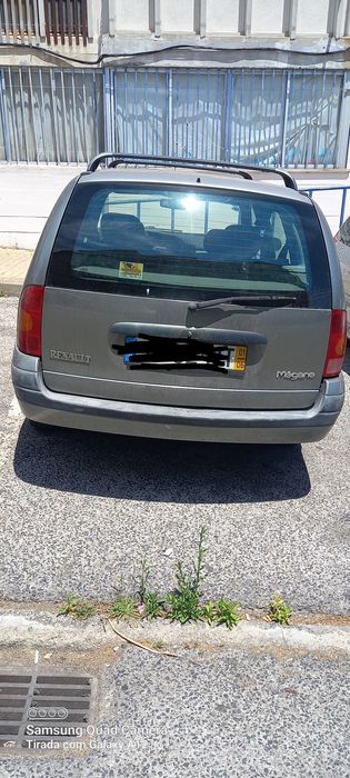 Renault megane 1.4 gasolina de 2001