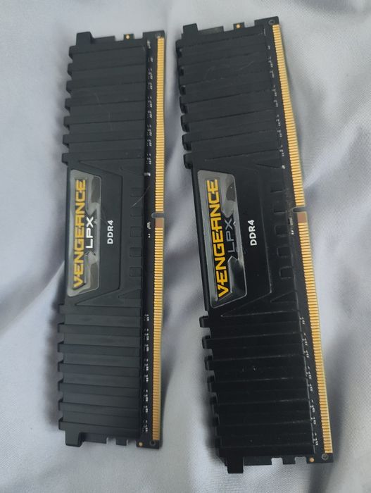 corsair vengeance ddr4 - Купить электронику - Цены на OLX.ua