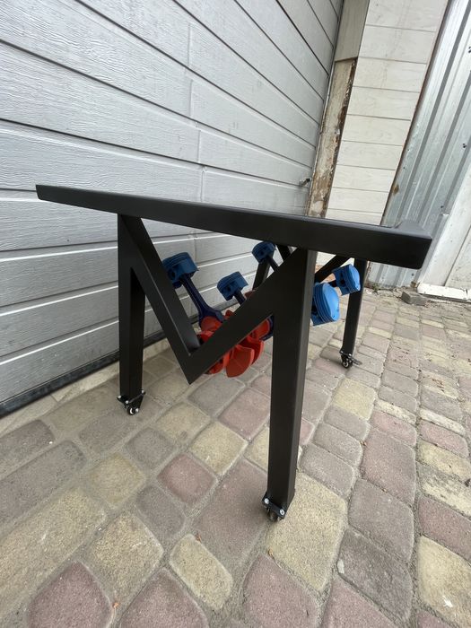 Офісний столик BMW M3