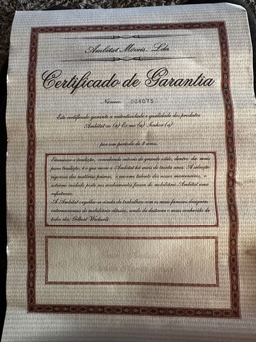 Secretária clássica Ambitat Móveis com certificado original