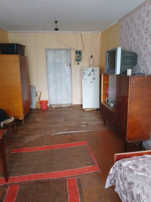 Сдаю свою комнату в общежитии.
