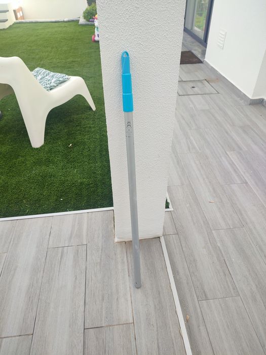 Telescópio/cabo para piscina novo