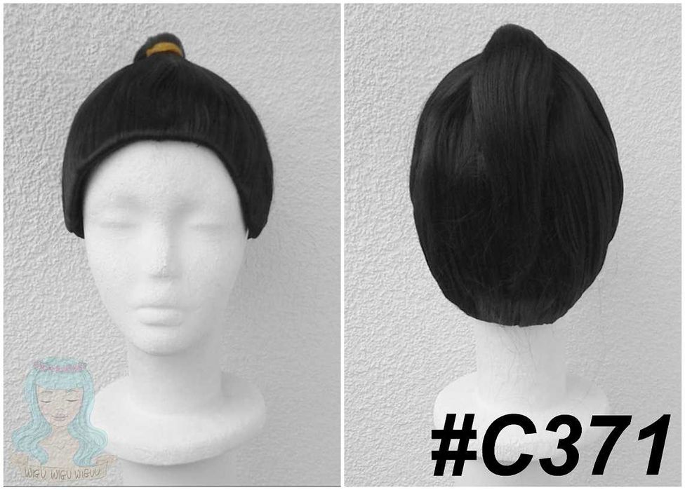 Czarna krótka męska peruka z zaczesem zaczesanymi włosami kitką samurai wojownik krótki czarny wig cosplay na konwent zabawę imprezę halloween kostium