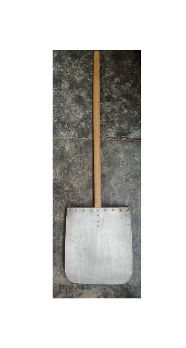 Лопата для уборки снега  (детская)