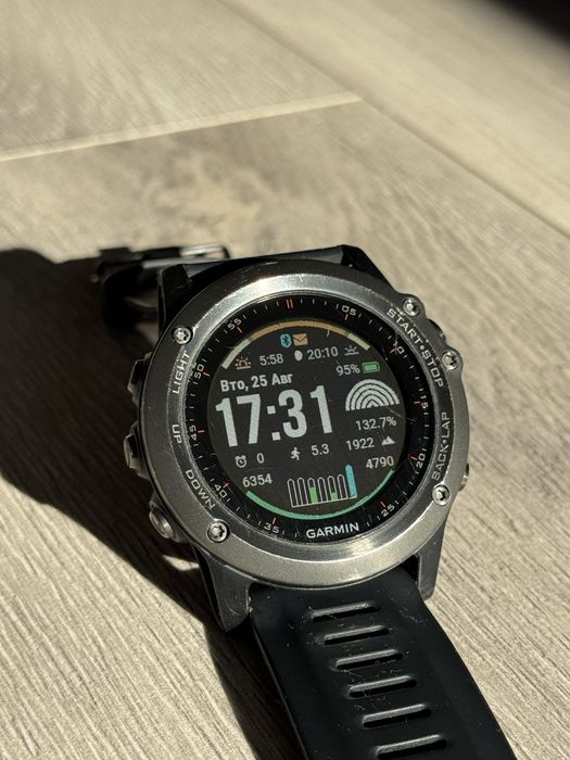 Garmin fenix 3 .