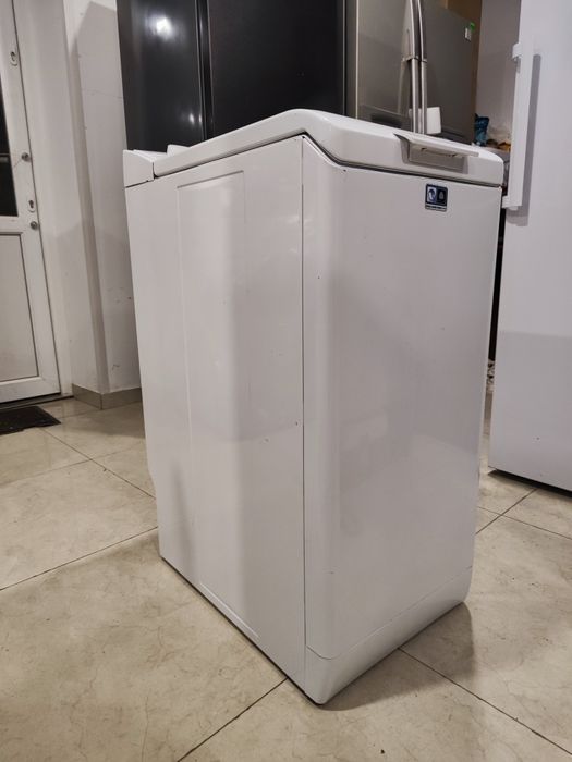 Пральна машина вертикальна Електолюкс 6 кг з Європи