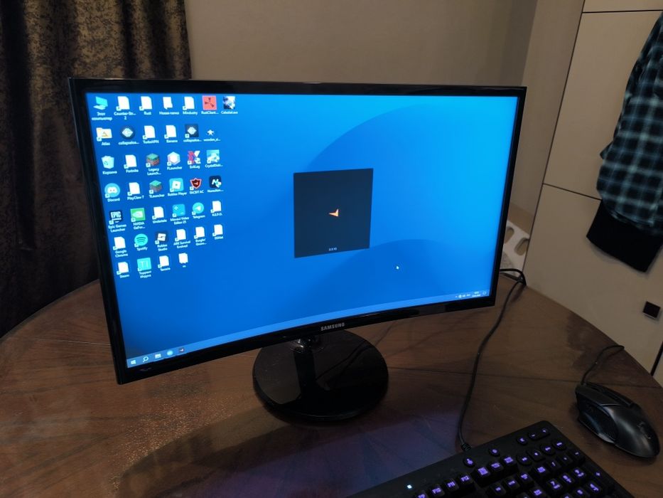 Монітор Samsung C24F390FHI