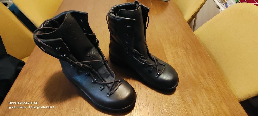 Buty wojskowe zimowe
