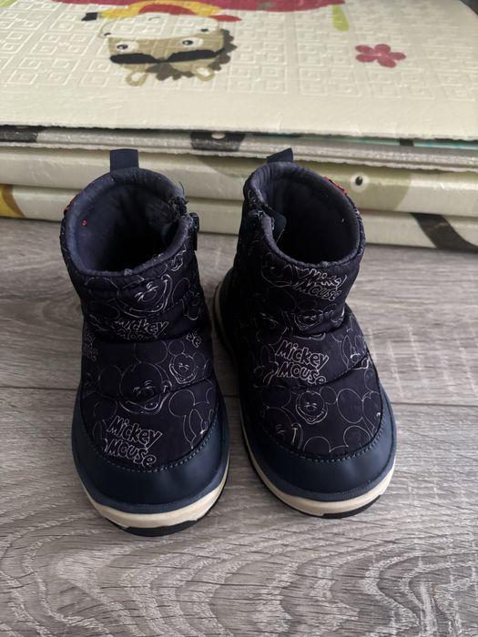 Zara дитячі черевики ботинкі дутікі 24 р