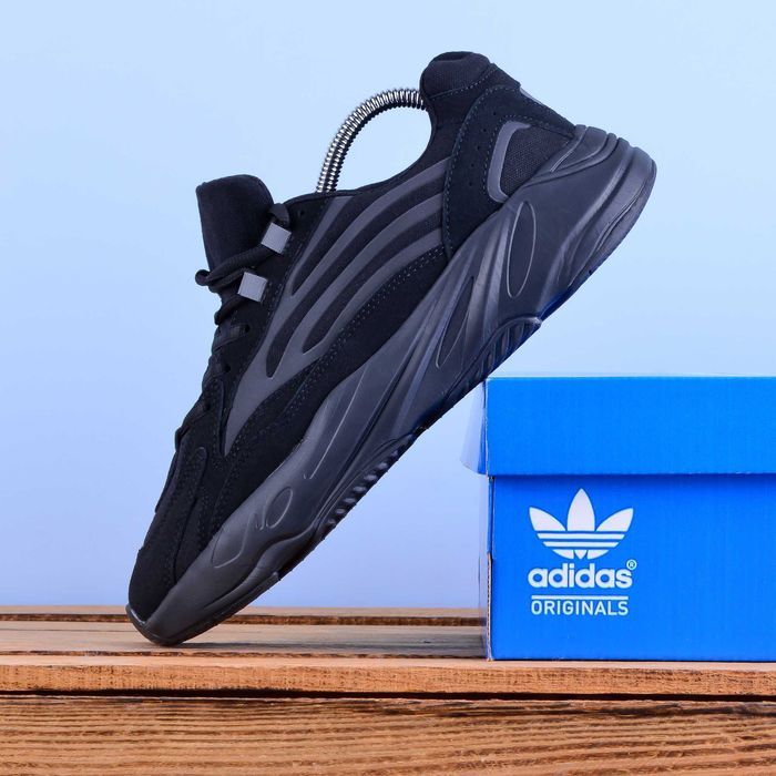 (2238) Кросівки Adidas Yeezy boost 700 чорні (41-46) адідас