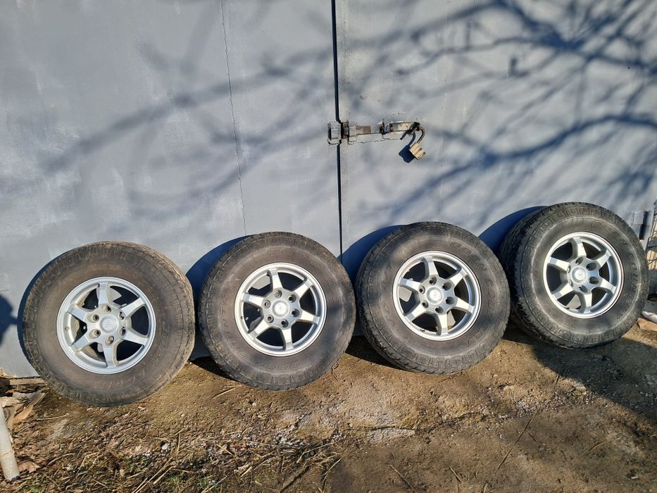Продам комплект Резину+диски