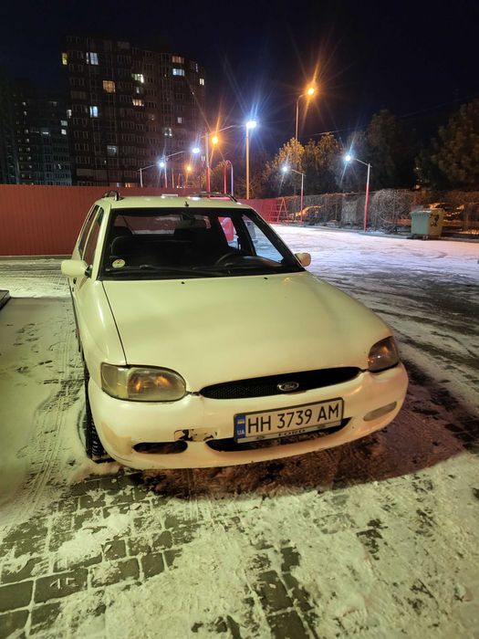 Продам FORD   ..