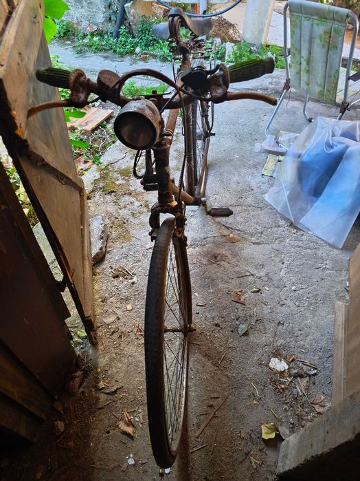 Vendo bicicleta "pasteleira" ye ye