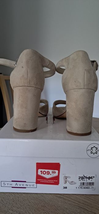 Buty r.38 skóra naturalna beżowe. Raz założone.