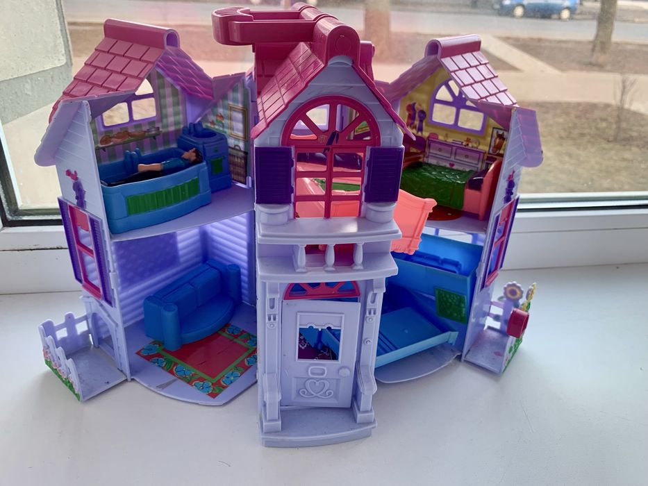 Будиночок для ляльок