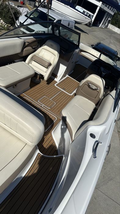 Cobalt Marine 262