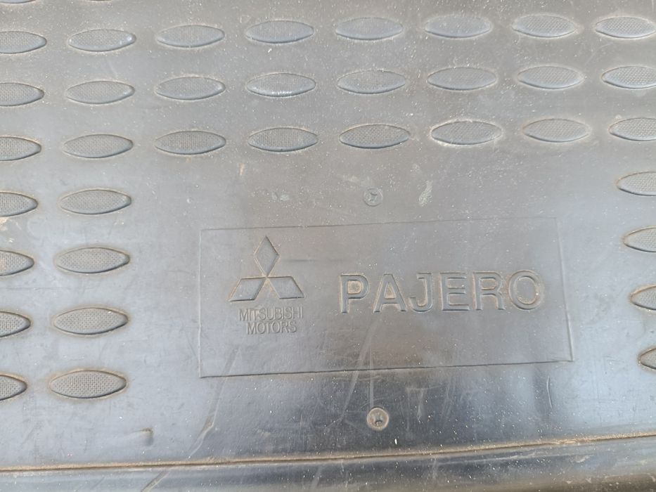 Коврик багажника Оригинал  Митсубиси Паджеро Вагон4, Mitsubishi pajero
